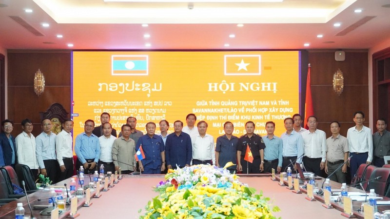 Quảng Trị - Savannakhet thúc đẩy xây dựng Khu kinh tế thương mại qua biên giới Lao Bảo - Densavan Quảng Trị - Savannakhet thúc đẩy xây dựng Khu kinh tế thương mại qua biên giới Lao Bảo - Densavan