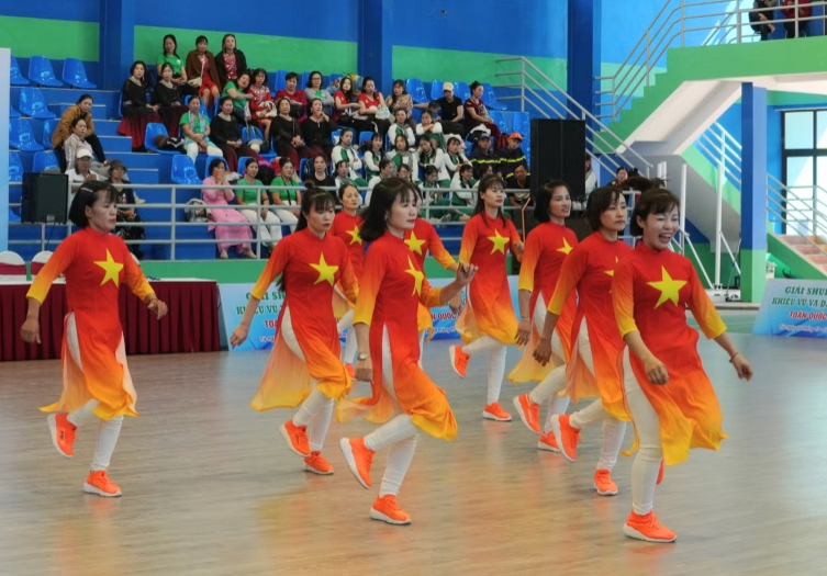 Vận động mỗi ngày: Bí quyết nuôi dưỡng một tinh thần khỏe mạnh Vận động mỗi ngày: Bí quyết nuôi dưỡng một tinh thần khỏe mạnh
