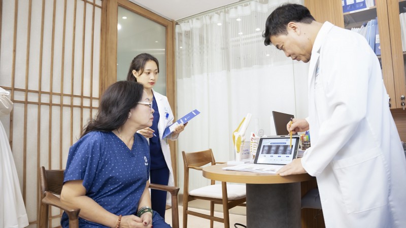 PRP trong điều trị thoái hóa khớp gối: Góc nhìn từ chuyên gia tại MSC Clinic PRP trong điều trị thoái hóa khớp gối: Góc nhìn từ chuyên gia tại MSC Clinic