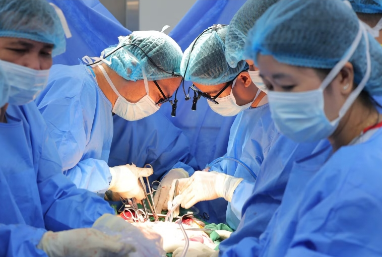 Sáu cuộc đời được trao cơ hội sống từ một người hiến tạng Sáu cuộc đời được trao cơ hội sống từ một người hiến tạng