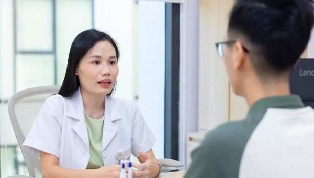 Hàng triệu viên sủi bị thu giữ: Chuyên gia cảnh báo gì về thành phần trên nhãn?