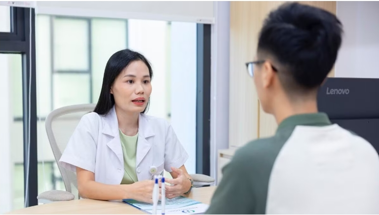 Hàng triệu viên sủi bị thu giữ: Chuyên gia cảnh báo gì về thành phần trên nhãn?