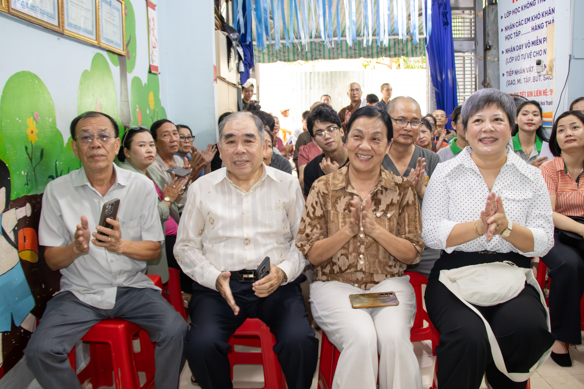Hội Đông y phường Tân Sơn Nhì ra mắt hai câu lạc bộ chăm sóc sức khỏe và công tác xã hội Hội Đông y phường Tân Sơn Nhì ra mắt hai câu lạc bộ chăm sóc sức khỏe và công tác xã hội