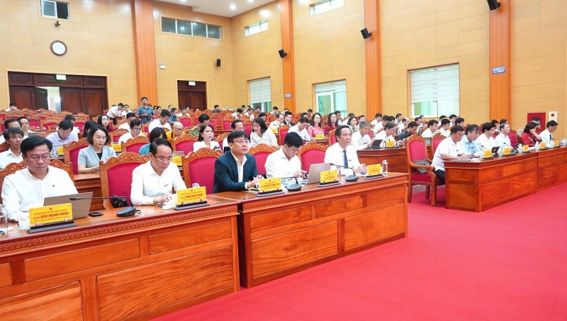 Quảng Trị: HĐND tỉnh thông qua 24 nghị quyết tại kỳ họp chuyên đề thứ 6 Quảng Trị: HĐND tỉnh thông qua 24 nghị quyết tại kỳ họp chuyên đề thứ 6