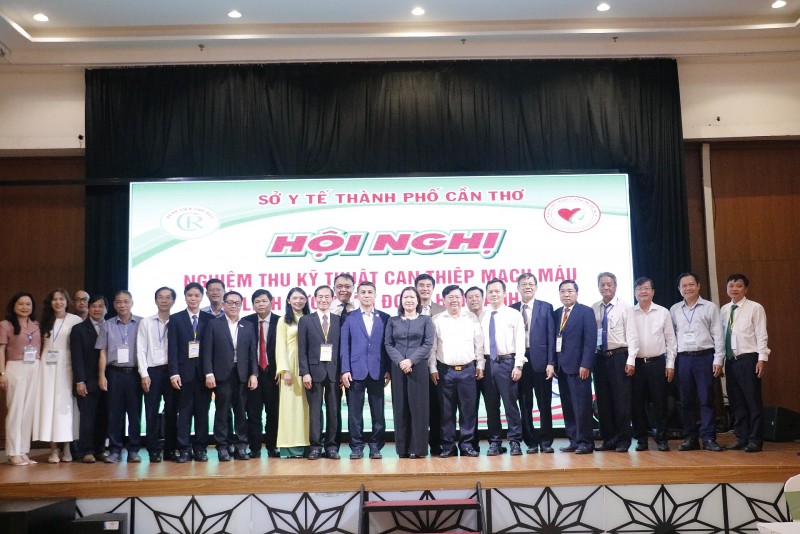 Nỗ lực đem lại hiệu quả điều trị tối ưu cho ngưởi bệnh Nỗ lực đem lại hiệu quả điều trị tối ưu cho ngưởi bệnh