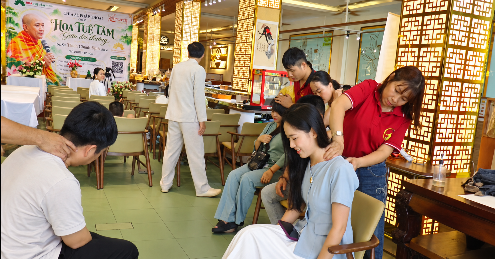 Lan tỏa tinh thần từ bi và chăm sóc sức khỏe cộng đồng qua chương trình pháp thoại “Hoa Tuệ Tâm giữa đời thường” Lan tỏa tinh thần từ bi và chăm sóc sức khỏe cộng đồng qua chương trình pháp thoại “Hoa Tuệ Tâm giữa đời thường”
