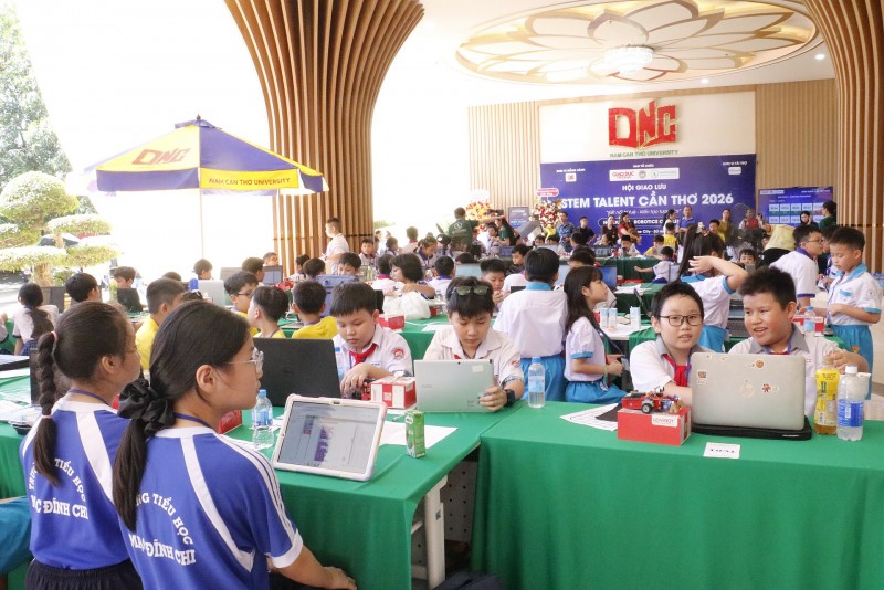 Cùng góp sức phát triển nhân lực STEM cho đồng bằng