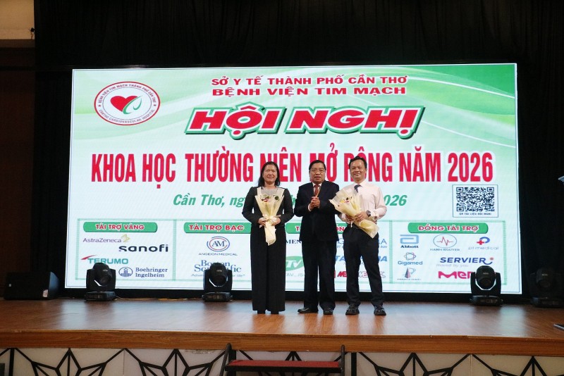 Đẩy mạnh nghiên cứu khoa học, Góp phần đem lại hiệu quả điều trị cao cho người bệnh Đẩy mạnh nghiên cứu khoa học, Góp phần đem lại hiệu quả điều trị cao cho người bệnh