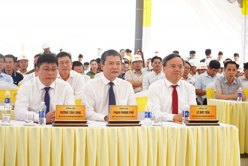 Quảng Trị: Bay kỹ thuật kiểm tra tĩnh không, đẩy nhanh tiến độ hoàn thiện Cảng hàng không Quảng Trị: Bay kỹ thuật kiểm tra tĩnh không, đẩy nhanh tiến độ hoàn thiện Cảng hàng không