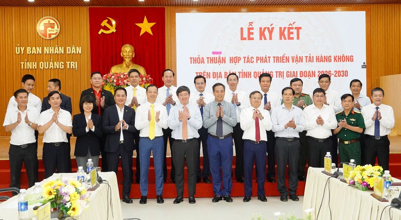 Quảng Trị: Ký kết hợp tác với các hãng hàng không, mở rộng kết nối giai đoạn 2026–2030 Quảng Trị: Ký kết hợp tác với các hãng hàng không, mở rộng kết nối giai đoạn 2026–2030