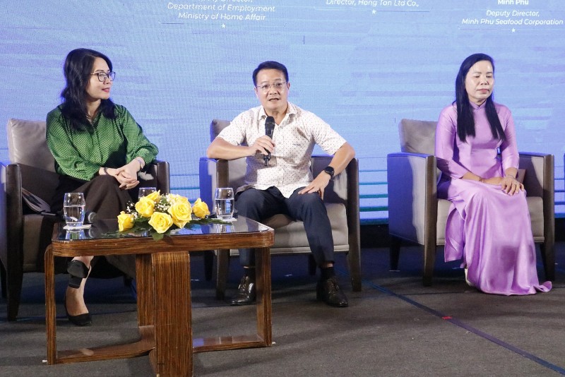 Bảo vệ sức khoẻ, an toàn và đem lại hạnh phúc cho người lao động Bảo vệ sức khoẻ, an toàn và đem lại hạnh phúc cho người lao động