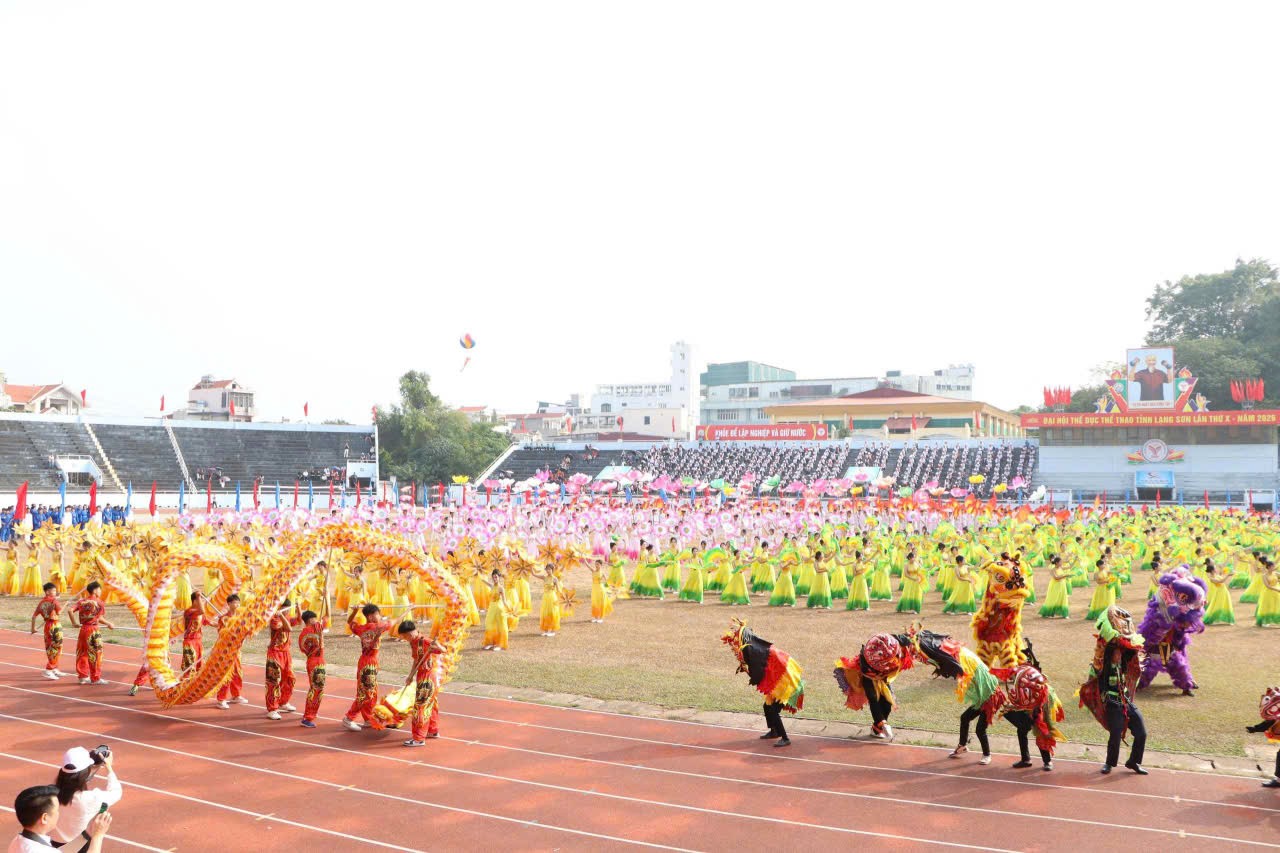 Khai mạc đại hội TDTT tỉnh Lạng Sơn lần thứ X, khí thế mới, nâng cao sức khỏe toàn dân và vị thế Xứ Lạng