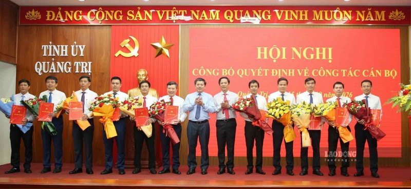 Quảng Trị điều động, bổ nhiệm và phân công công tác 22 cán bộ Quảng Trị điều động, bổ nhiệm và phân công công tác 22 cán bộ