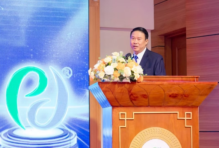 Nhiều tiến bộ trong điều trị ung thư, phát hiện muộn vẫn là thách thức lớn Nhiều tiến bộ trong điều trị ung thư, phát hiện muộn vẫn là thách thức lớn