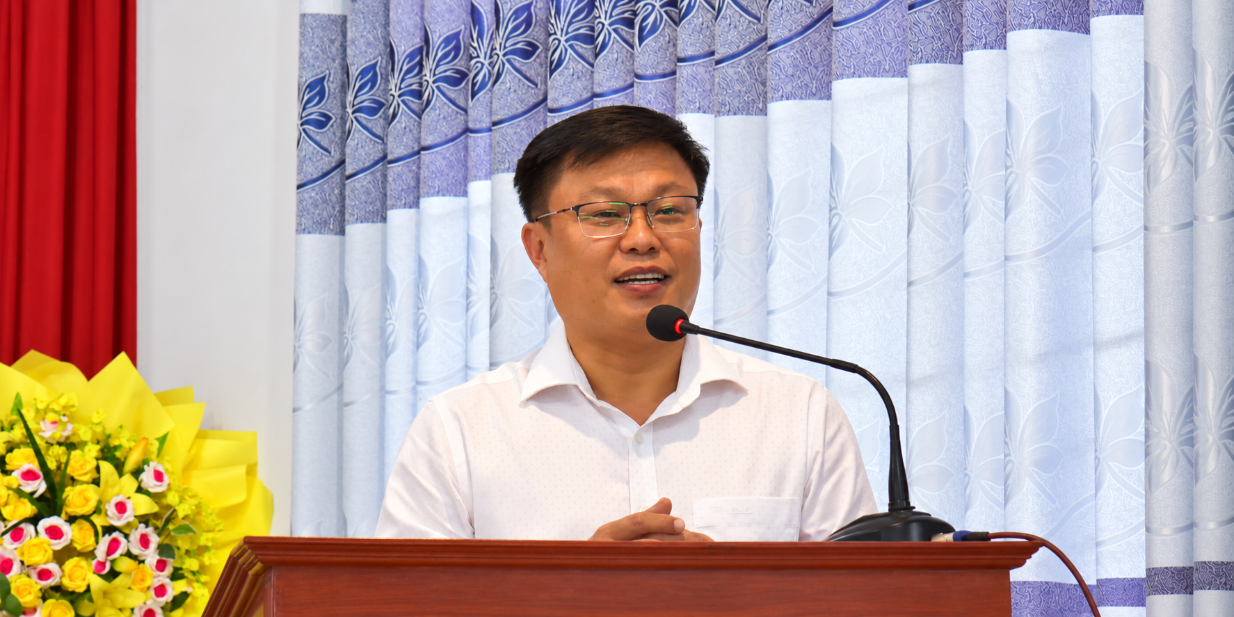 Hội Đông y TP.HCM khám chữa bệnh, cấp phát thuốc miễn phí và tặng quà tại xã Thạnh Quới Hội Đông y TP.HCM khám chữa bệnh, cấp phát thuốc miễn phí và tặng quà tại xã Thạnh Quới