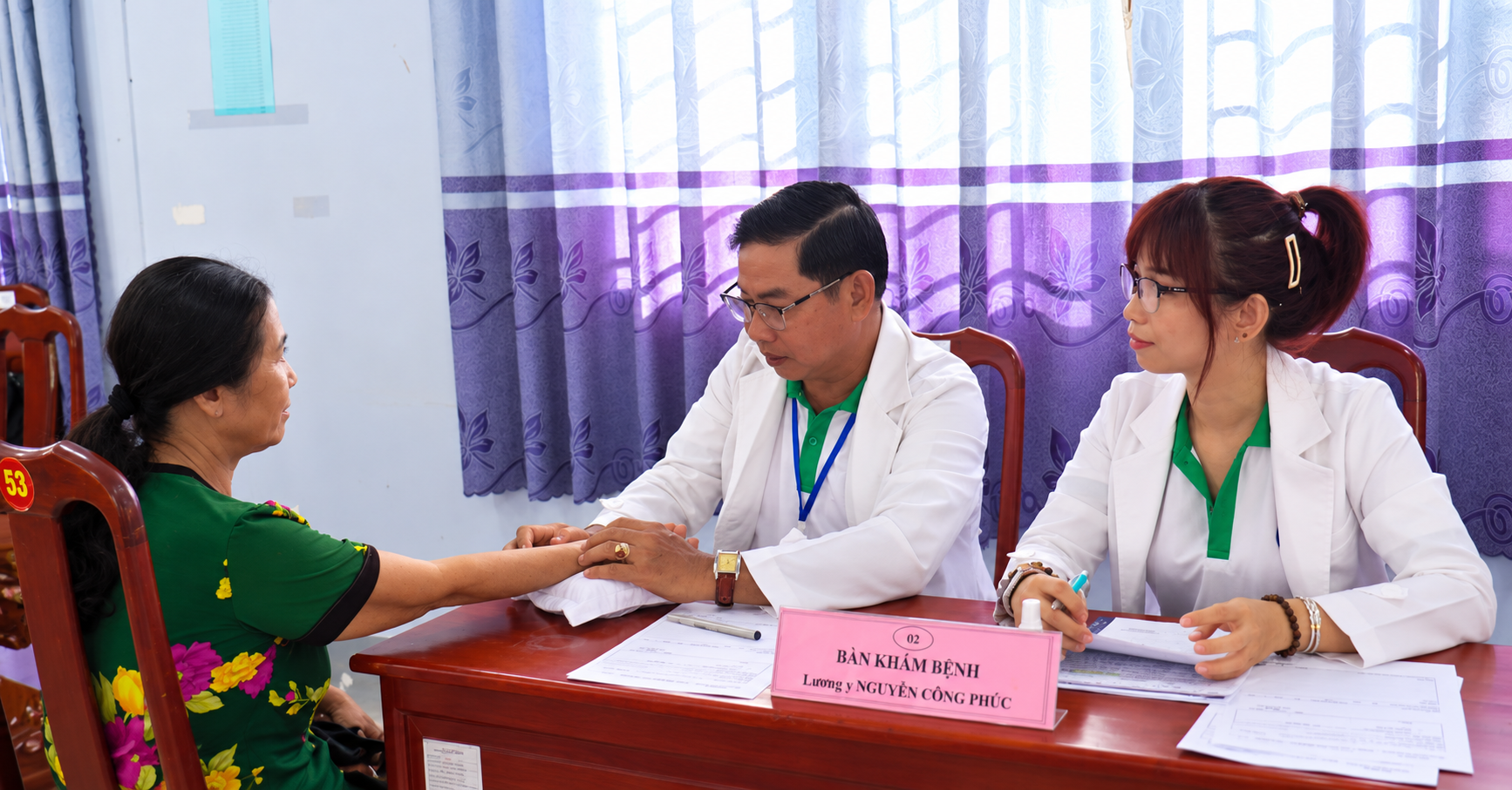 Hội Đông y TP.HCM khám chữa bệnh, cấp phát thuốc miễn phí và tặng quà tại xã Thạnh Quới Hội Đông y TP.HCM khám chữa bệnh, cấp phát thuốc miễn phí và tặng quà tại xã Thạnh Quới