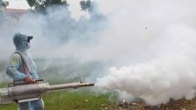 Không để những vật dụng chứa nước thành môi trường cho muỗi truyền bệnh sốt xuất huyết phát triển
