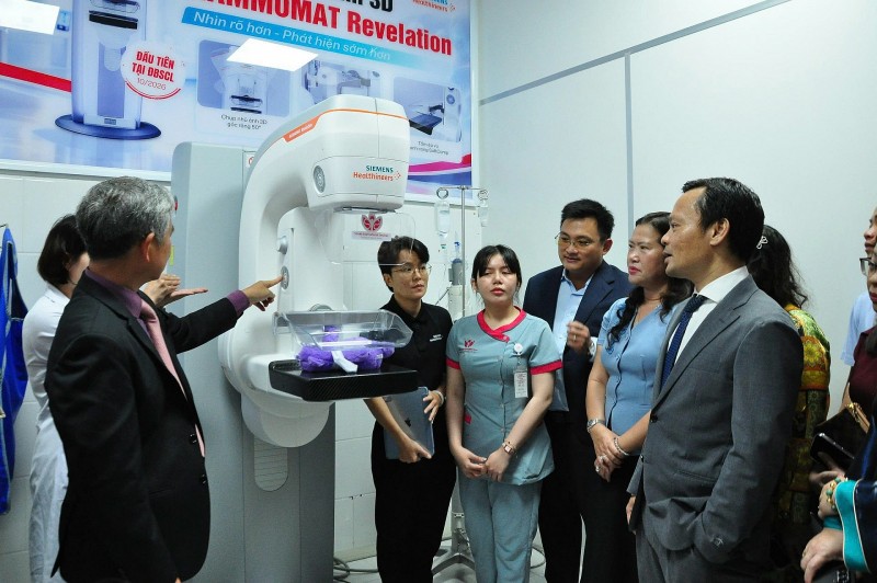 Bệnh Viện S.I.S Cần Thơ Khánh Thành  Hệ Thống Nhũ Ảnh 3d Tích Hợp Ai Đầu Tiên  Tại Đồng Bằng Sông Cửu Long