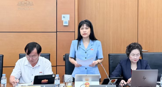 Không để khoảng trống pháp lý trong quản lý, giám sát dịch vụ chăm sóc trẻ em Không để khoảng trống pháp lý trong quản lý, giám sát dịch vụ chăm sóc trẻ em