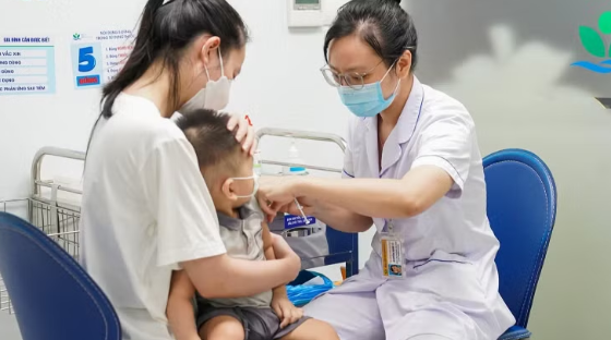 Vì sao bệnh não mô cầu có tỷ lệ mắc thấp nhưng nguy cơ tử vong cao? Vì sao bệnh não mô cầu có tỷ lệ mắc thấp nhưng nguy cơ tử vong cao?
