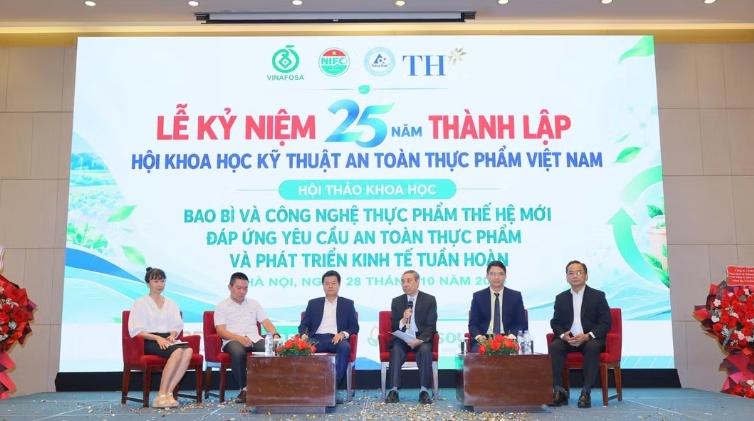 Bao bì an toàn thực phẩm và kinh tế tuần hoàn cần thực hiện song hành