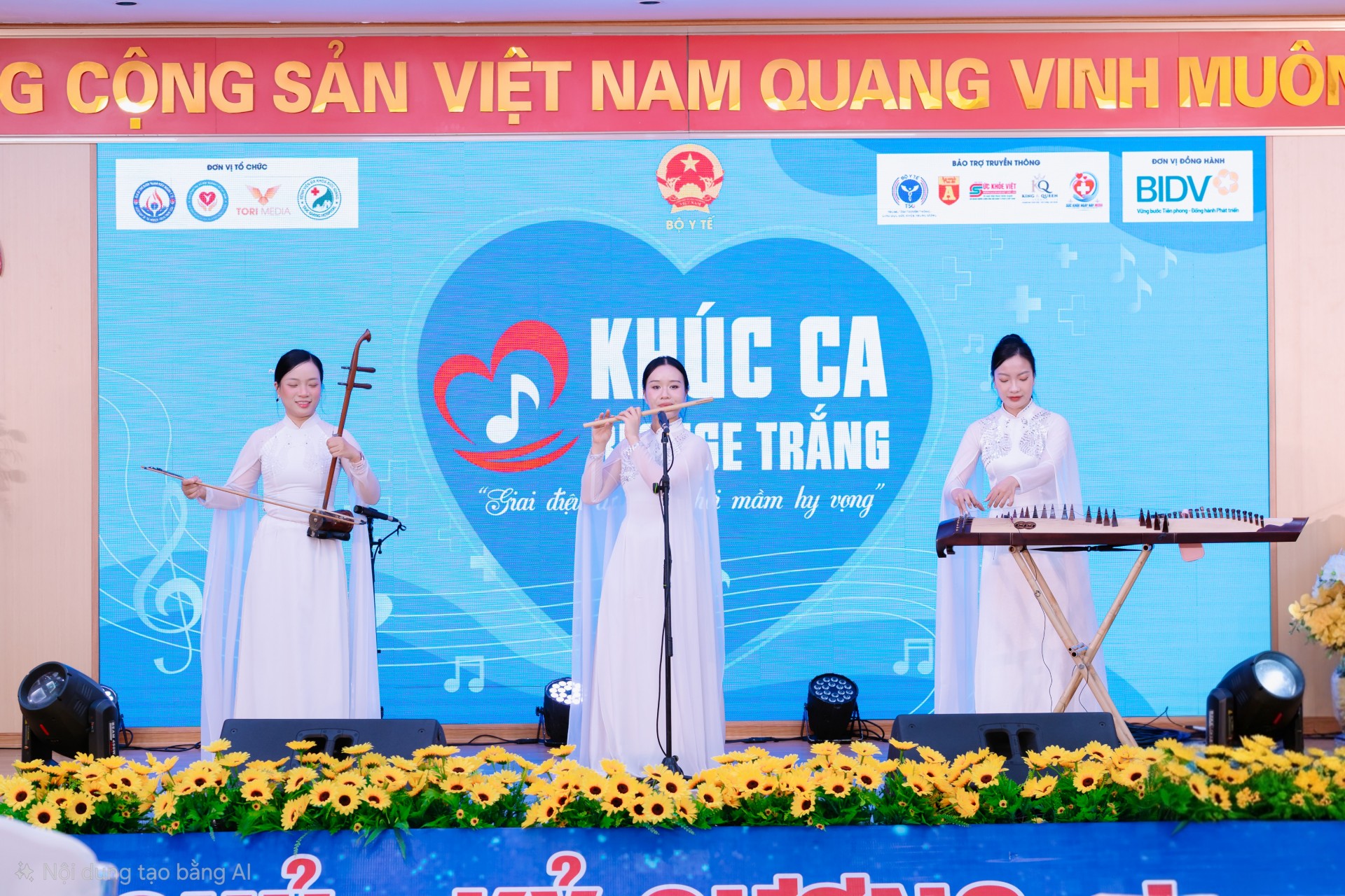 Hà Nội: Ấm áp chương trình nghệ thuật thiện nguyện Hà Nội: Ấm áp chương trình nghệ thuật thiện nguyện