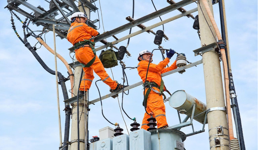 Công ty Điện lực Quảng Ninh phát động phong trào thi đua hoàn thành nhiệm vụ sản xuất kinh doanh năm 2026