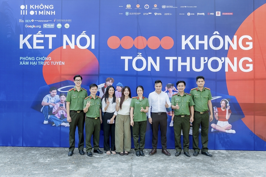 Vinamilk chung tay xây dựng “ Sức đề kháng số” cho thế hệ tương lai Vinamilk chung tay xây dựng “ Sức đề kháng số” cho thế hệ tương lai