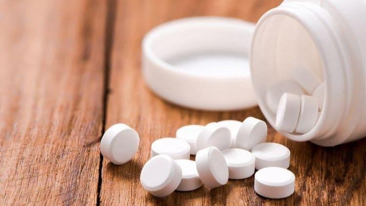 Bộ Y tế đề nghị xử lý nghệ sĩ quảng cáo thổi phồng công dụng thần dược giả