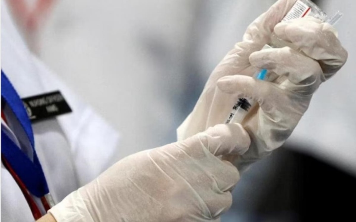 Australia phê duyệt vaccine mới chống lại biến thể BA.4 và BA.5 - 1