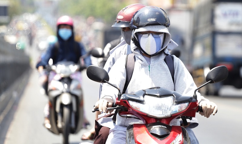 Dự báo thời tiết ngày 22/4/2023: Hà Nội tiếp tục nắng nóng, oi bức cuối tuần. Ảnh: Internet.