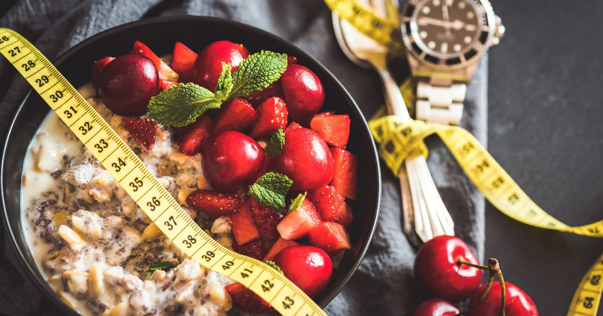 Mùa hè ăn quả gì để giữ vòng eo thon gọn?