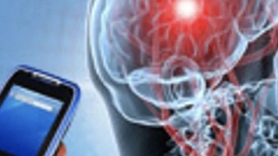 Bệnh u não có liên quan đến sóng điện thoại?