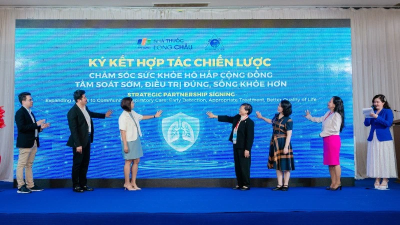 Hợp lực nâng cao nhận thức và hành động vì sức khỏe hô hấp cộng đồng