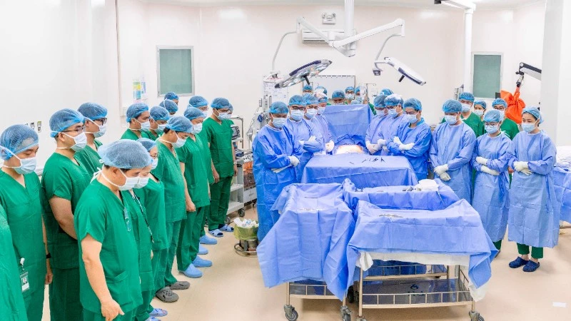 Nối dài sự sống bằng nghĩa cử cao đẹp Nối dài sự sống bằng nghĩa cử cao đẹp