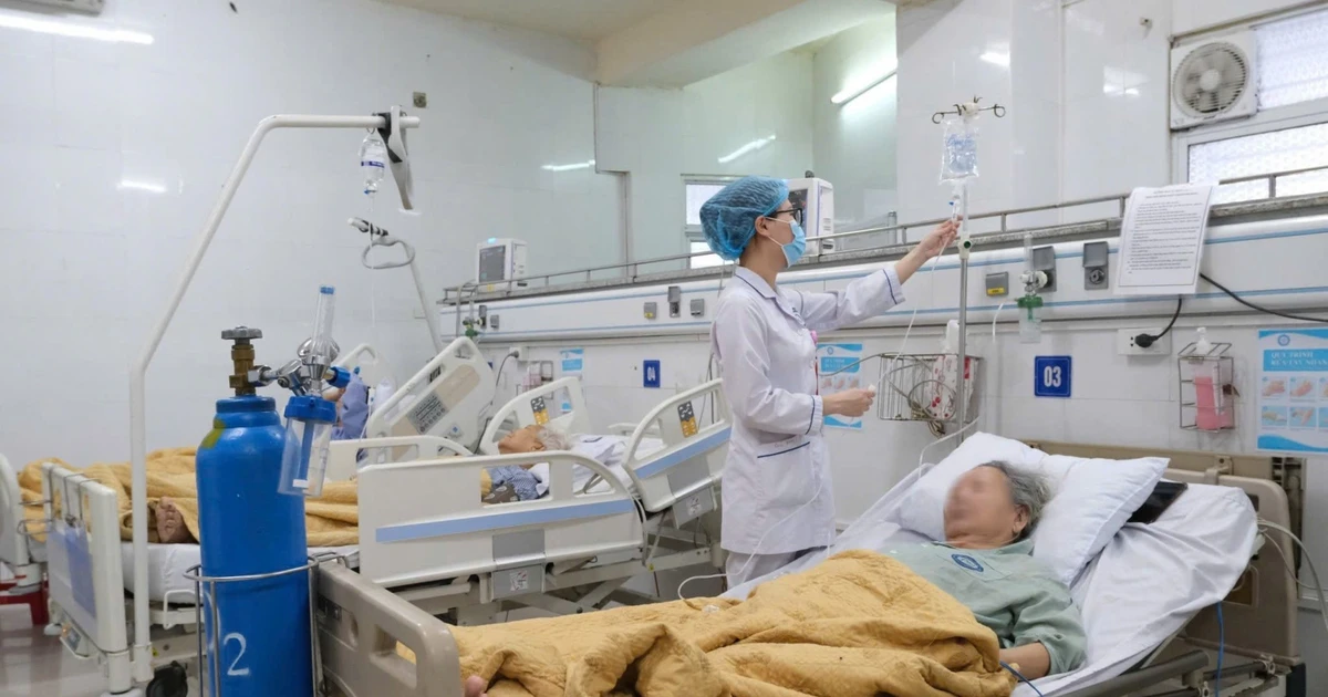 Đột quỵ xuất huyết não và những dấu hiệu ban đầu dễ bị bỏ qua ở người cao tuổi Đột quỵ xuất huyết não và những dấu hiệu ban đầu dễ bị bỏ qua ở người cao tuổi