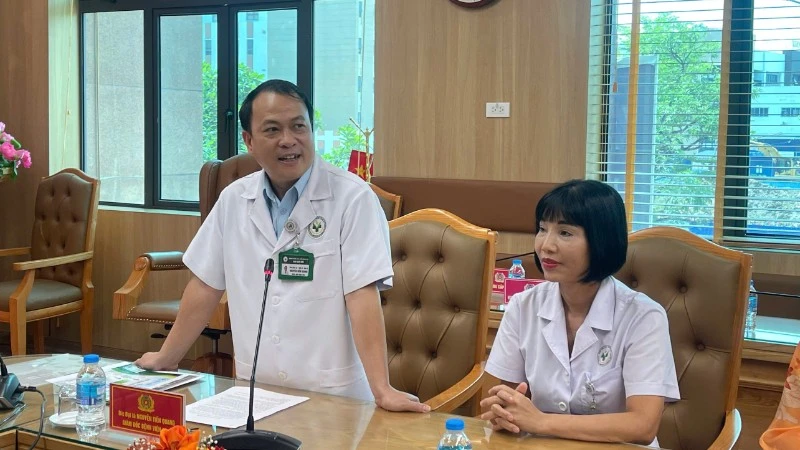 Nội soi đường mật mở rộng khả năng chẩn đoán và điều trị bệnh lý gan mật tụy Nội soi đường mật mở rộng khả năng chẩn đoán và điều trị bệnh lý gan mật tụy