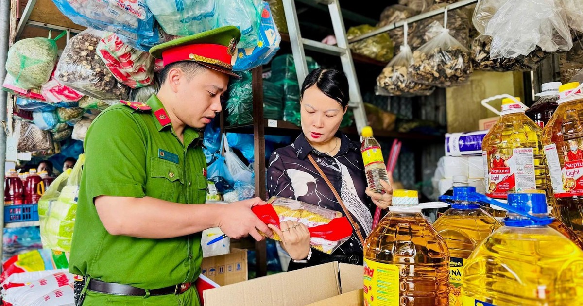 Siết quản lý thực phẩm từ khâu công bố đến lưu thông