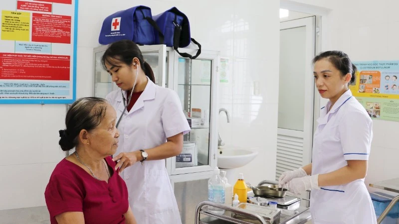 Xử lý bất cập cho trạm y tế tuyến xã Xử lý bất cập cho trạm y tế tuyến xã
