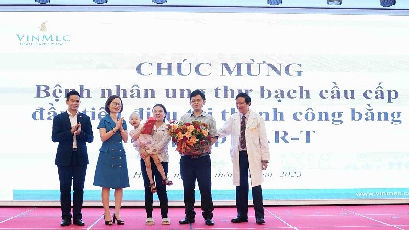 Lần đầu tiên tại Việt Nam: Bé gái 4 tuổi được điều trị ghép tế bào gốc thành công bằng liệu pháp tế bào CAR-T