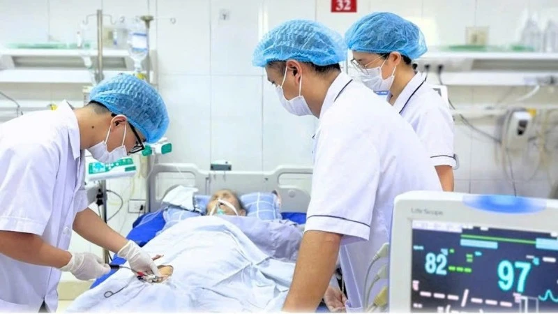 Gắn kết và đồng cảm giữa thầy thuốc và bệnh nhân Gắn kết và đồng cảm giữa thầy thuốc và bệnh nhân