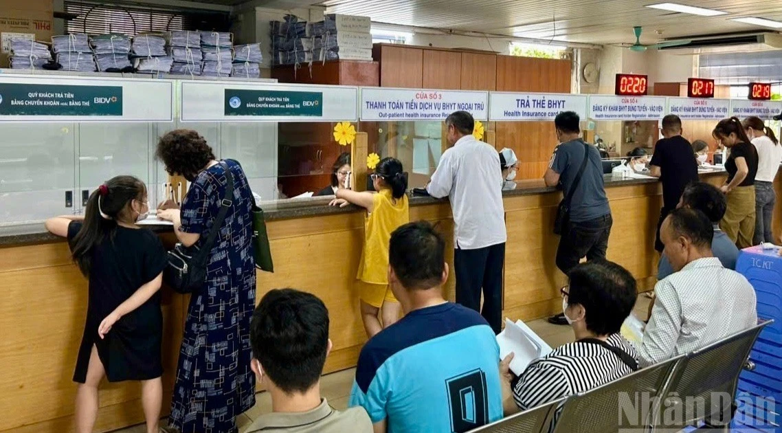 Bệnh viện không được thu thêm tiền của người bệnh bảo hiểm y tế nếu không đăng ký khám theo yêu cầu Bệnh viện không được thu thêm tiền của người bệnh bảo hiểm y tế nếu không đăng ký khám theo yêu cầu