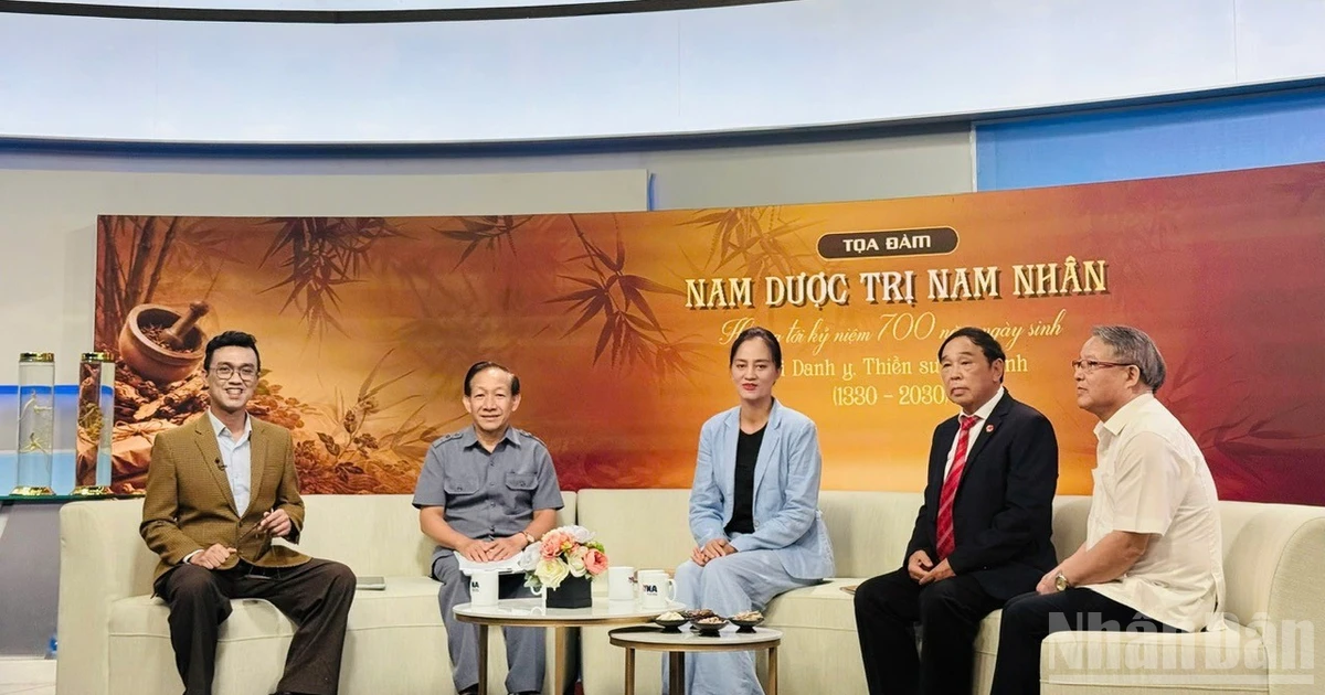 Nam dược trị Nam nhân - triết lý sâu sắc của Đại danh y Tuệ Tĩnh Nam dược trị Nam nhân - triết lý sâu sắc của Đại danh y Tuệ Tĩnh