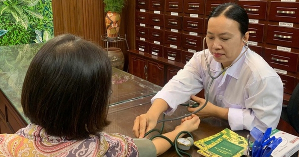 Thách thức và cơ hội phát huy thế mạnh của y học cổ truyền