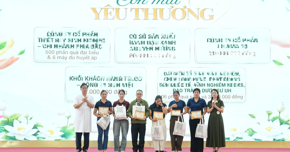 Nhiều cán bộ, nhân viên, bác sĩ của Bệnh viện Bạch Mai đăng ký hiến mô, tạng cứu người Nhiều cán bộ, nhân viên, bác sĩ của Bệnh viện Bạch Mai đăng ký hiến mô, tạng cứu người
