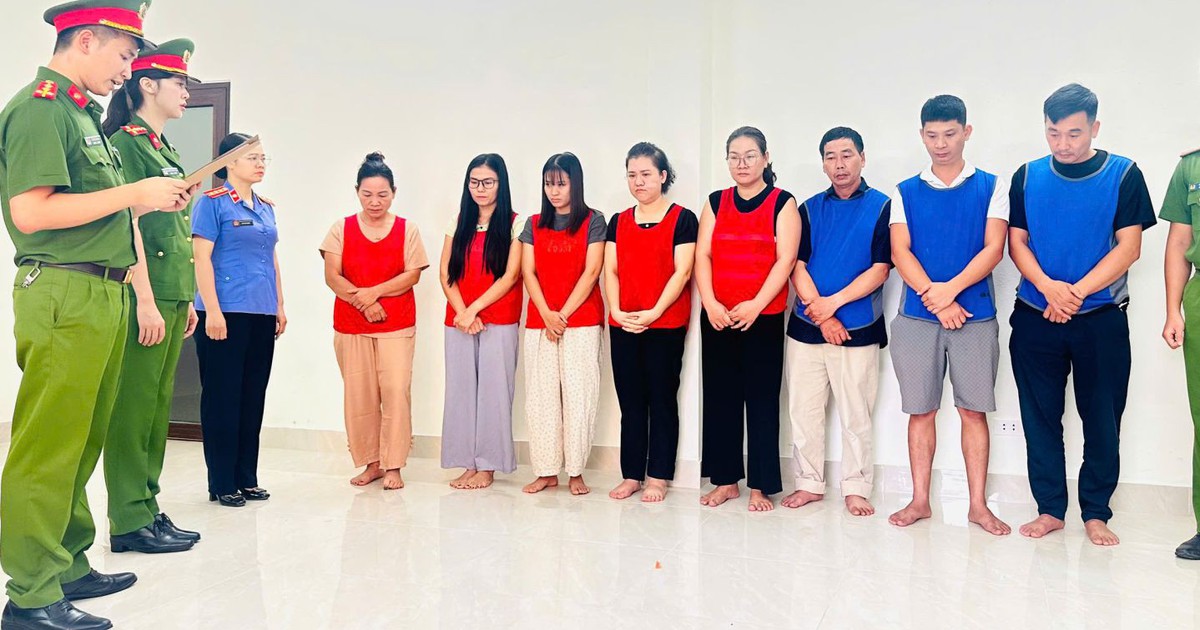 Triệt phá đường dây sản xuất, buôn bán thuốc An Cung và mỹ phẩm nhập ngoại giả quy mô lớn Triệt phá đường dây sản xuất, buôn bán thuốc An Cung và mỹ phẩm nhập ngoại giả quy mô lớn