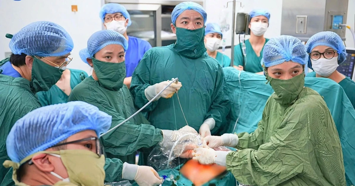 Lần đầu tiên tại Việt Nam can thiệp FETO cứu thai nhi mắc thoát vị hoành Lần đầu tiên tại Việt Nam can thiệp FETO cứu thai nhi mắc thoát vị hoành