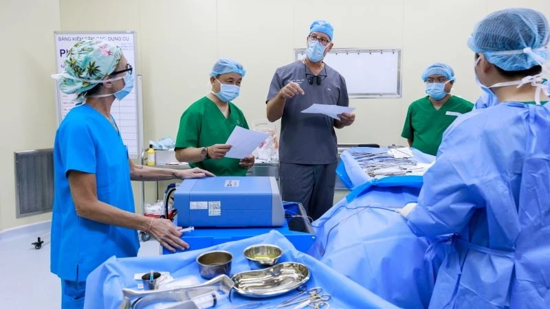 Lan tỏa giá trị nhân văn từ hợp tác y khoa quốc tế tại Huế Lan tỏa giá trị nhân văn từ hợp tác y khoa quốc tế tại Huế