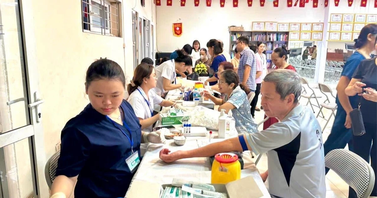 Tăng cường chăm sóc sức khỏe người cao tuổi Tăng cường chăm sóc sức khỏe người cao tuổi