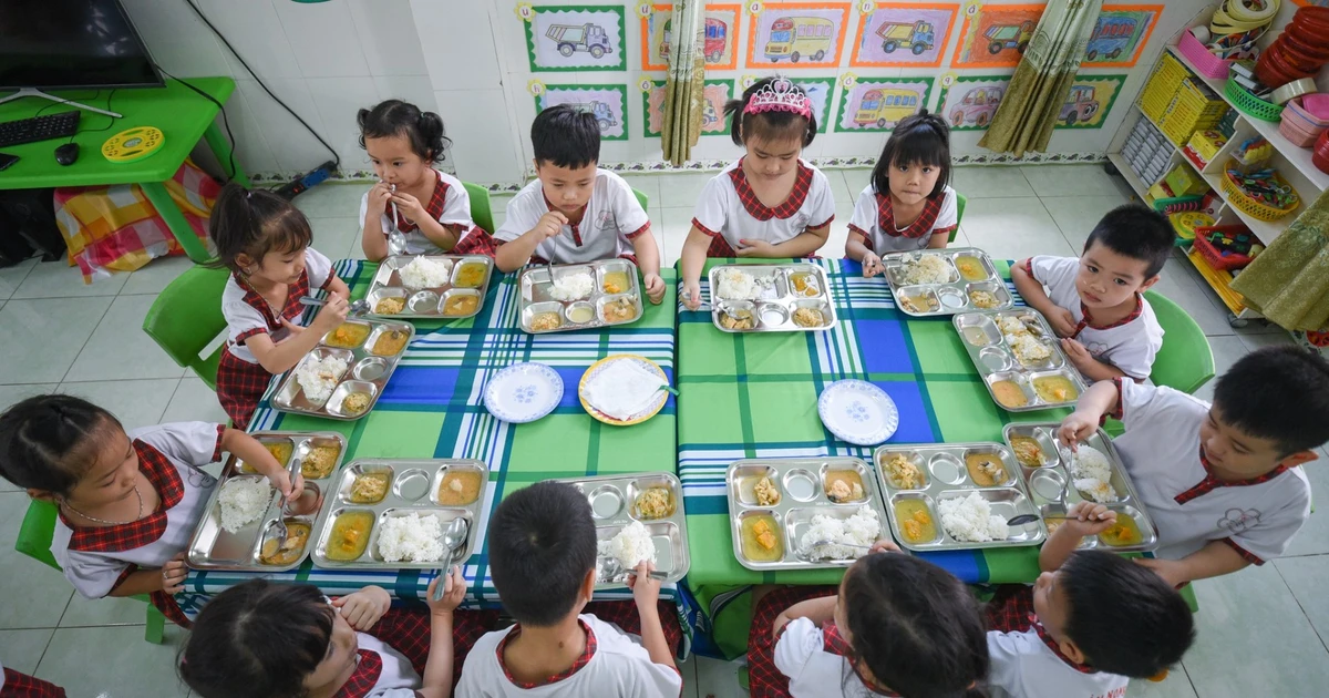 Xây dựng nền tảng dinh dưỡng từ bữa ăn học đường